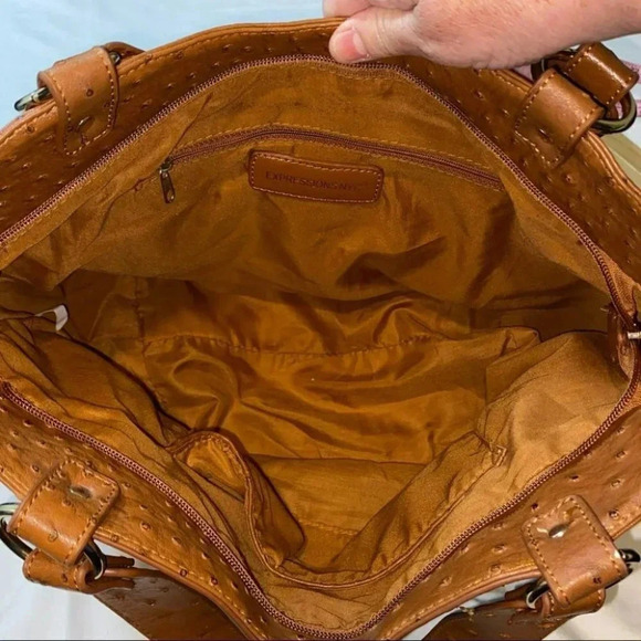 Expressions NYC studded Brown knobby shoulder bag - Picture 5 of 8